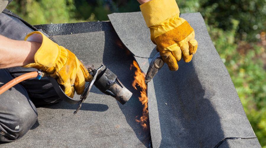 Professional gutter cleaning in Spanishburg, WV